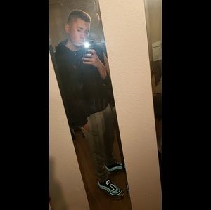 Meet your Posher, Adrian